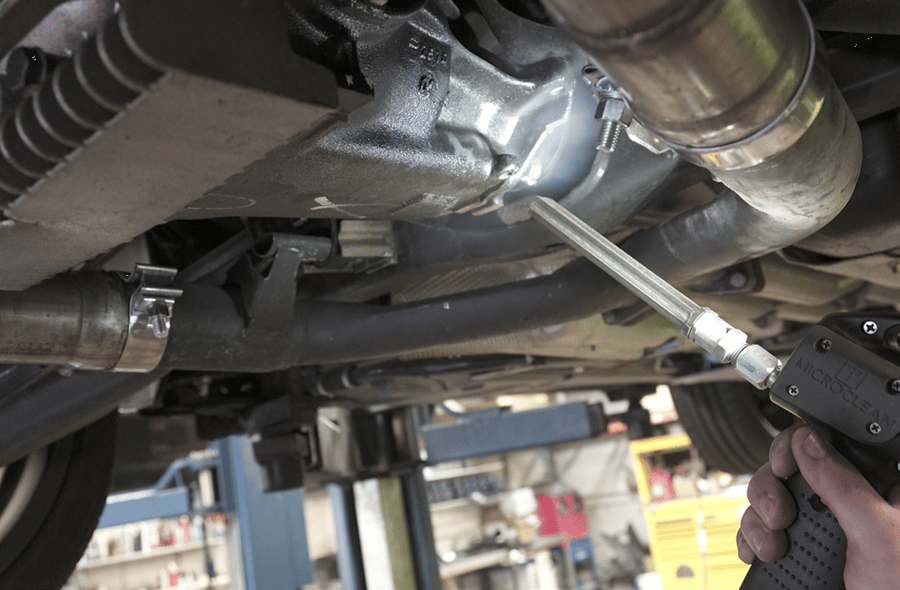 Dry Ice Blasting Improves Cleaning of BMW Undercarriage